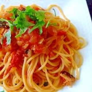 青じそでさっぱり！自家製トマトソースのスパゲティー